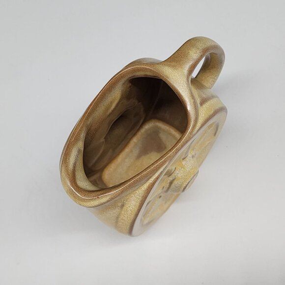 Ceramic Frankoma Wheelbarrow Themed Creamer Pitcher Light Brown Tan 4" - Picture 8 of 9